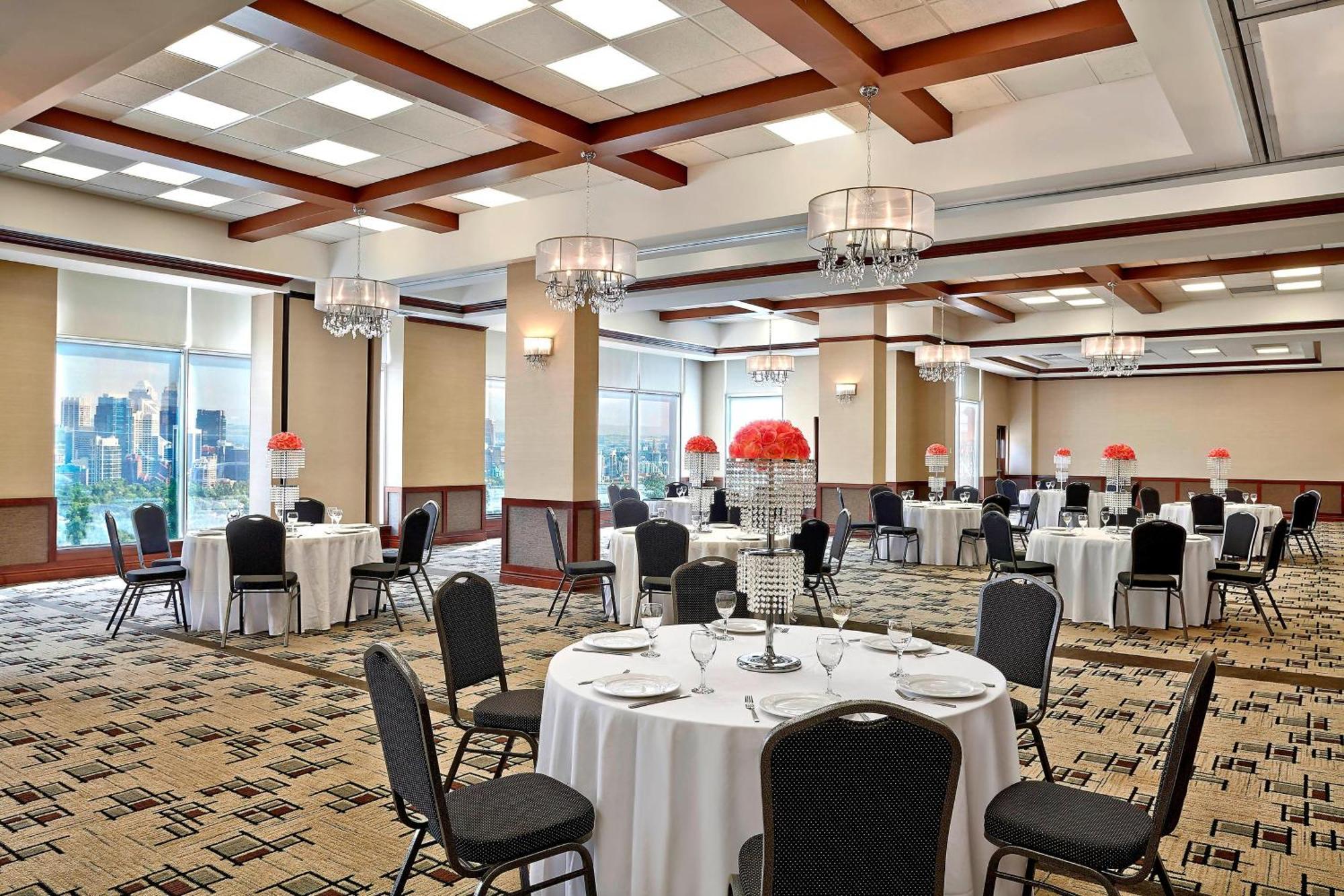 Four Points By Sheraton Calgary Airport Eksteriør billede