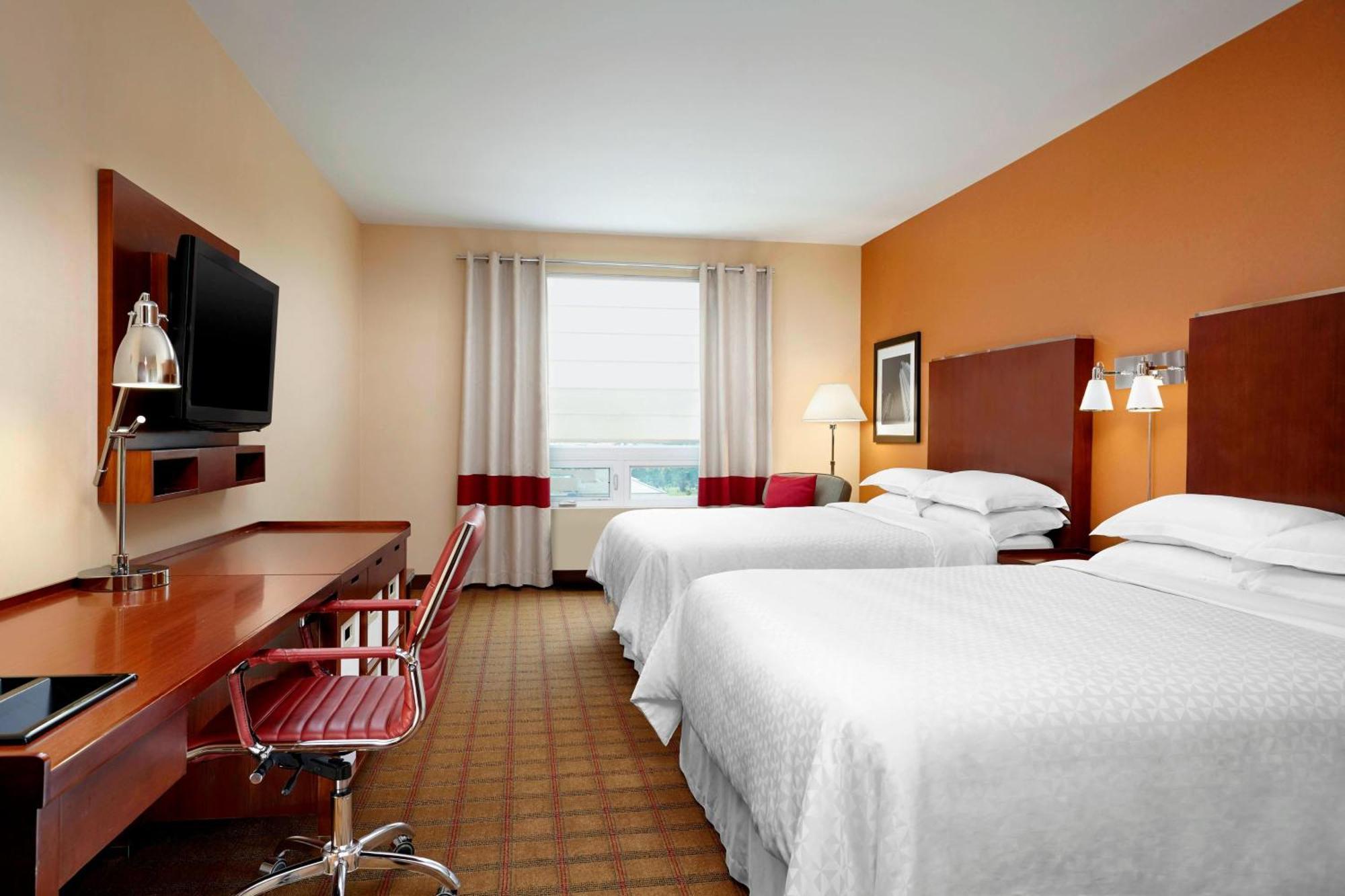 Four Points By Sheraton Calgary Airport Eksteriør billede