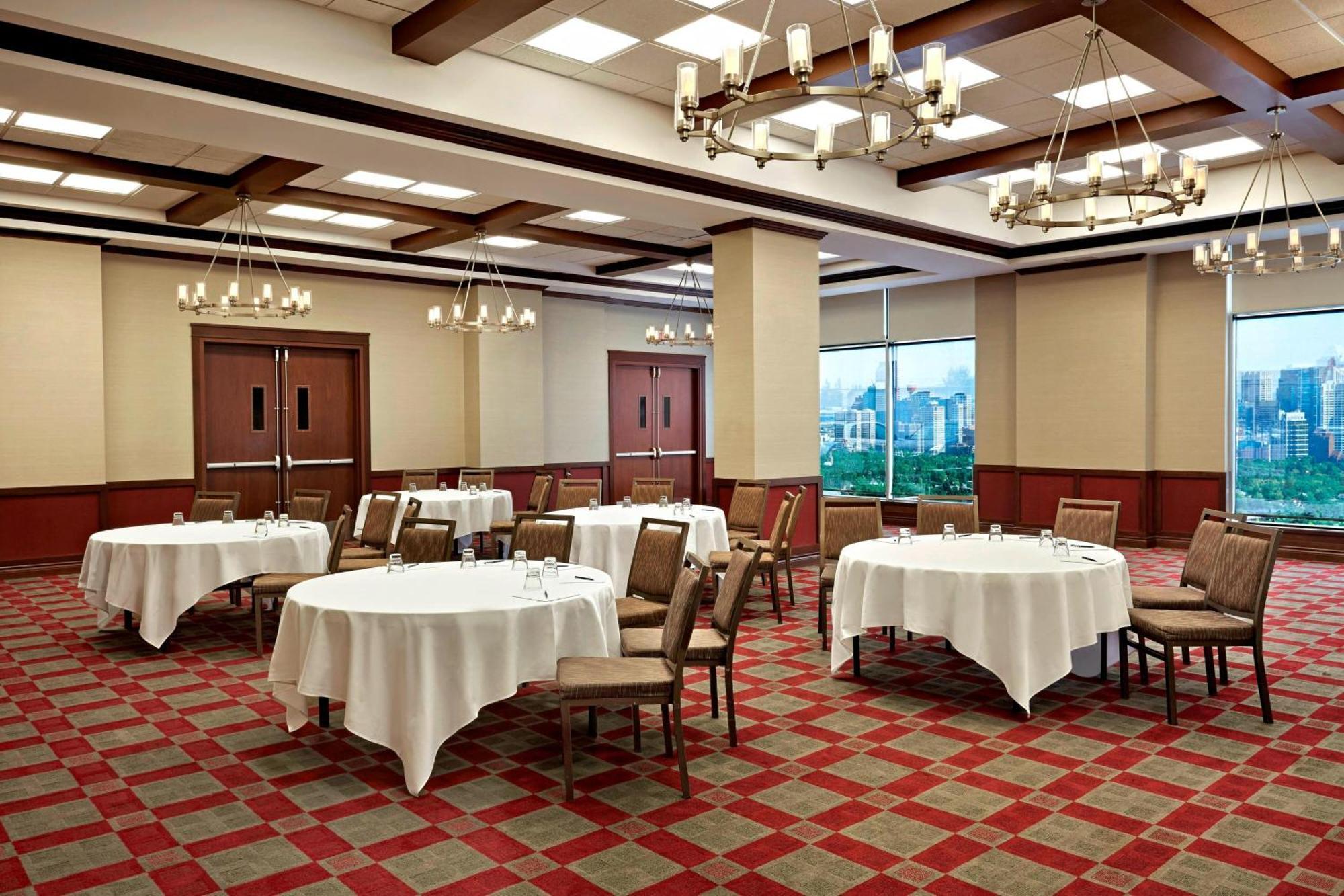 Four Points By Sheraton Calgary Airport Eksteriør billede